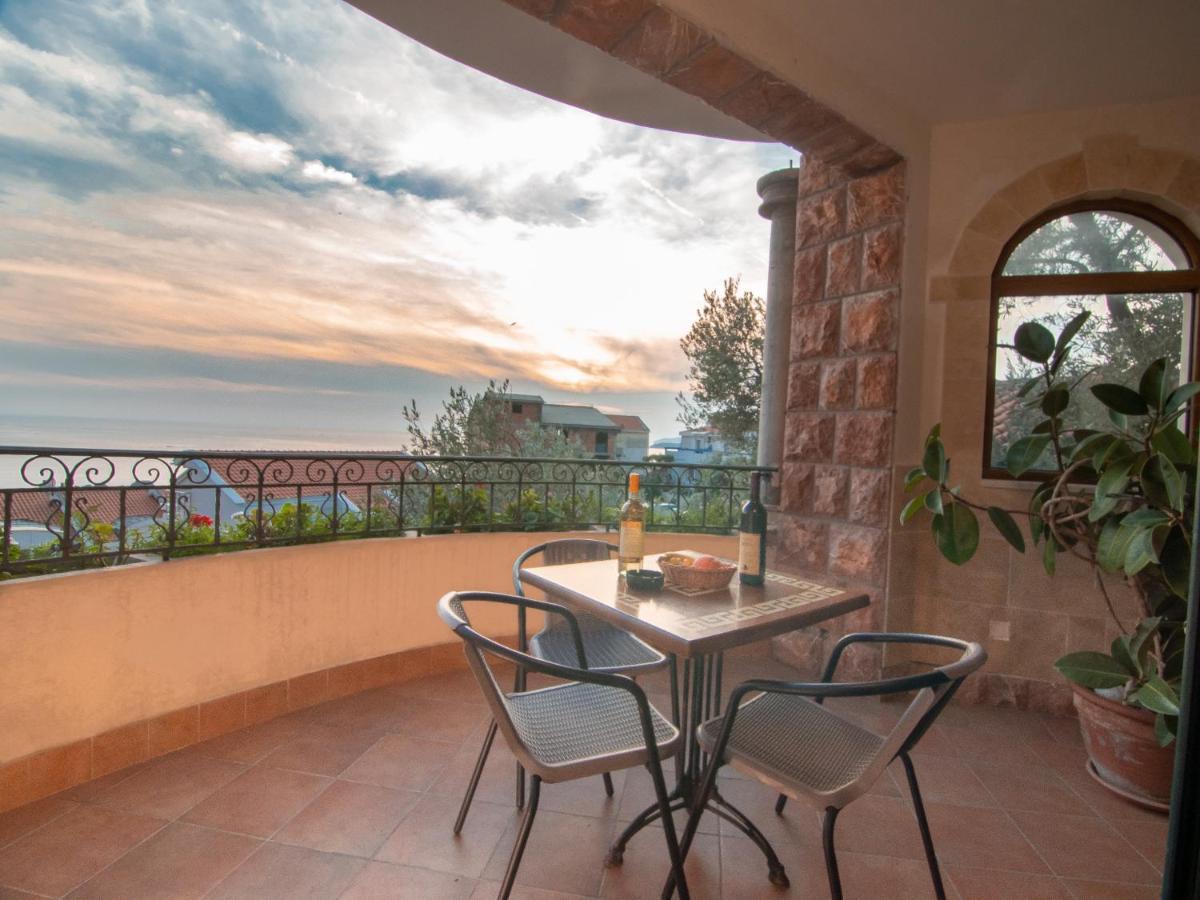 Apartments And Rooms Levantin Inn Sveti Stefan Ngoại thất bức ảnh