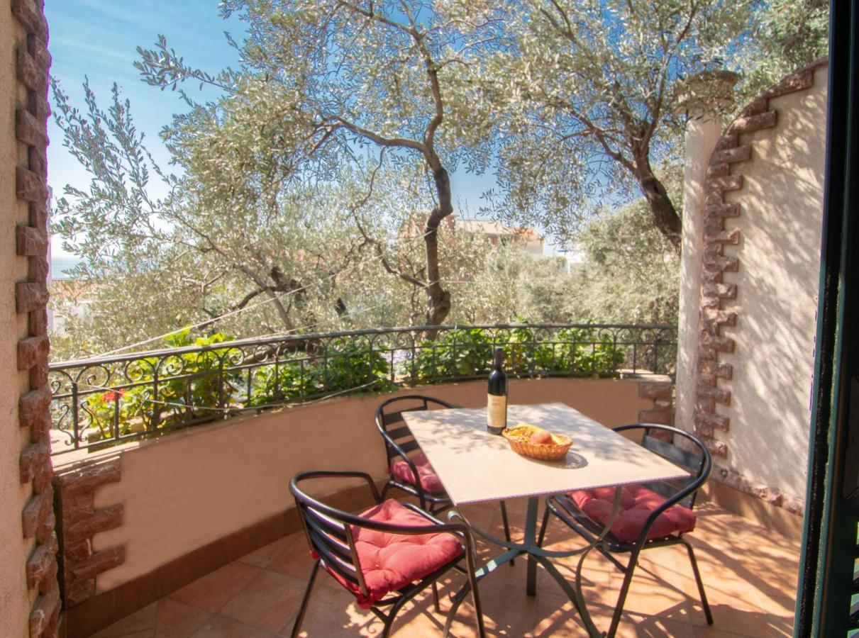 Apartments And Rooms Levantin Inn Sveti Stefan Ngoại thất bức ảnh