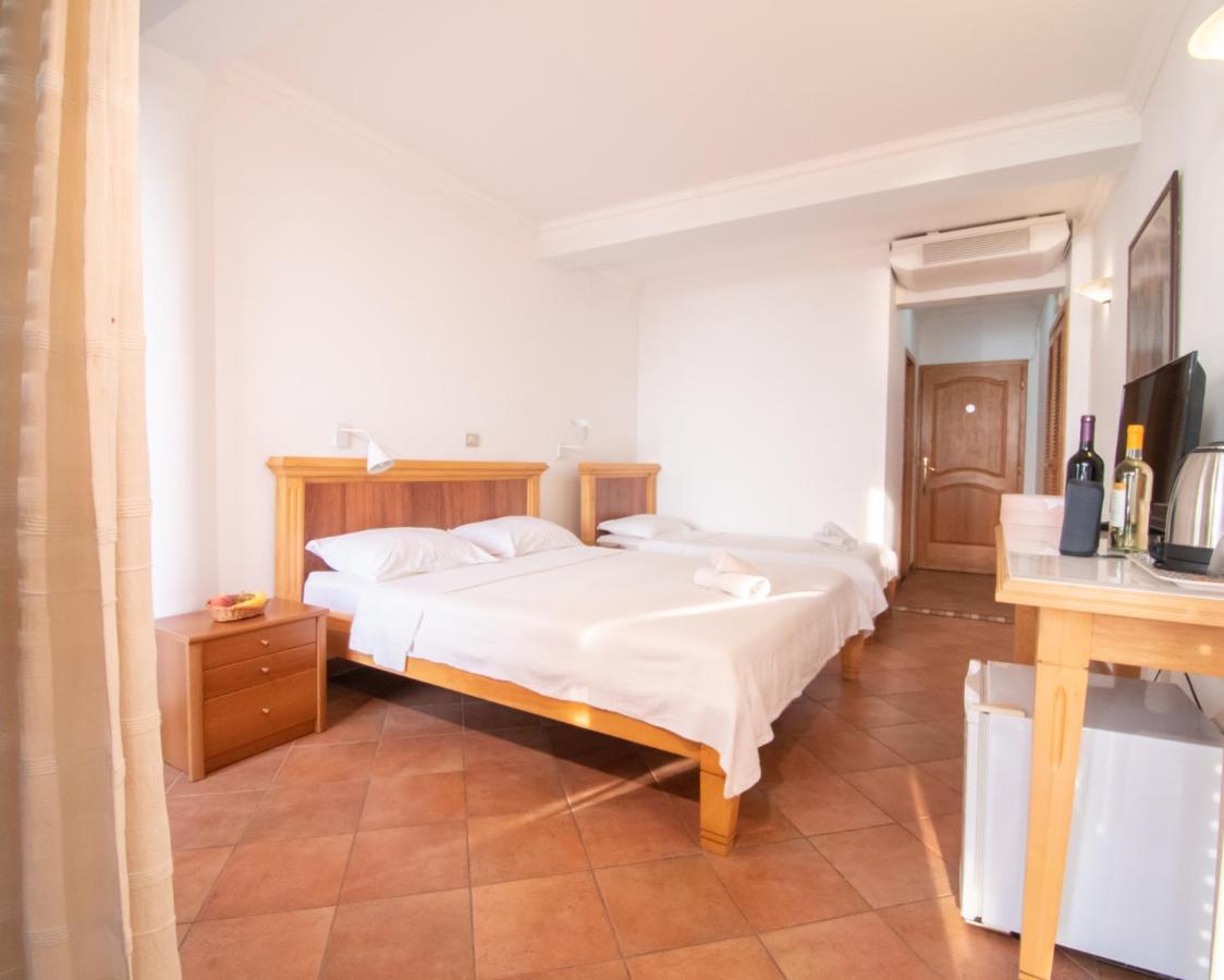 Apartments And Rooms Levantin Inn Sveti Stefan Ngoại thất bức ảnh