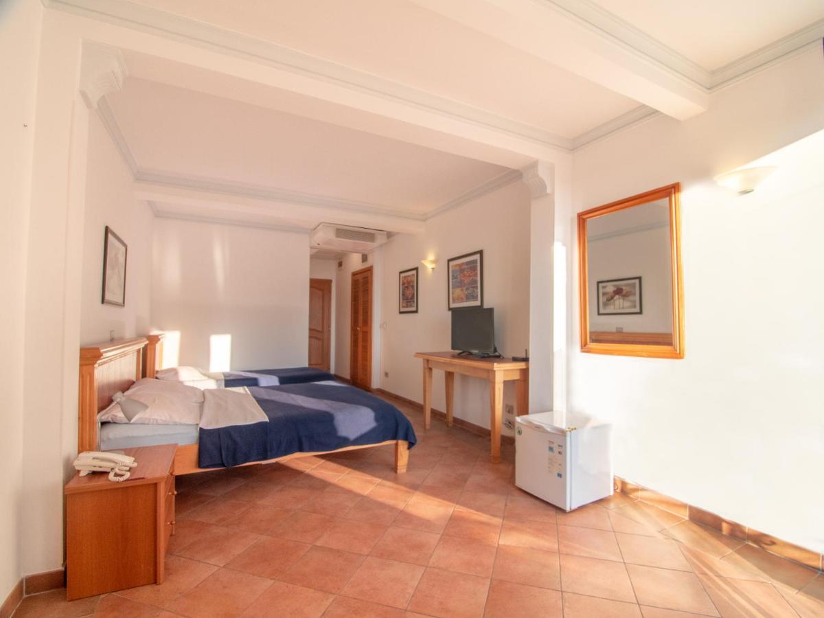 Apartments And Rooms Levantin Inn Sveti Stefan Ngoại thất bức ảnh