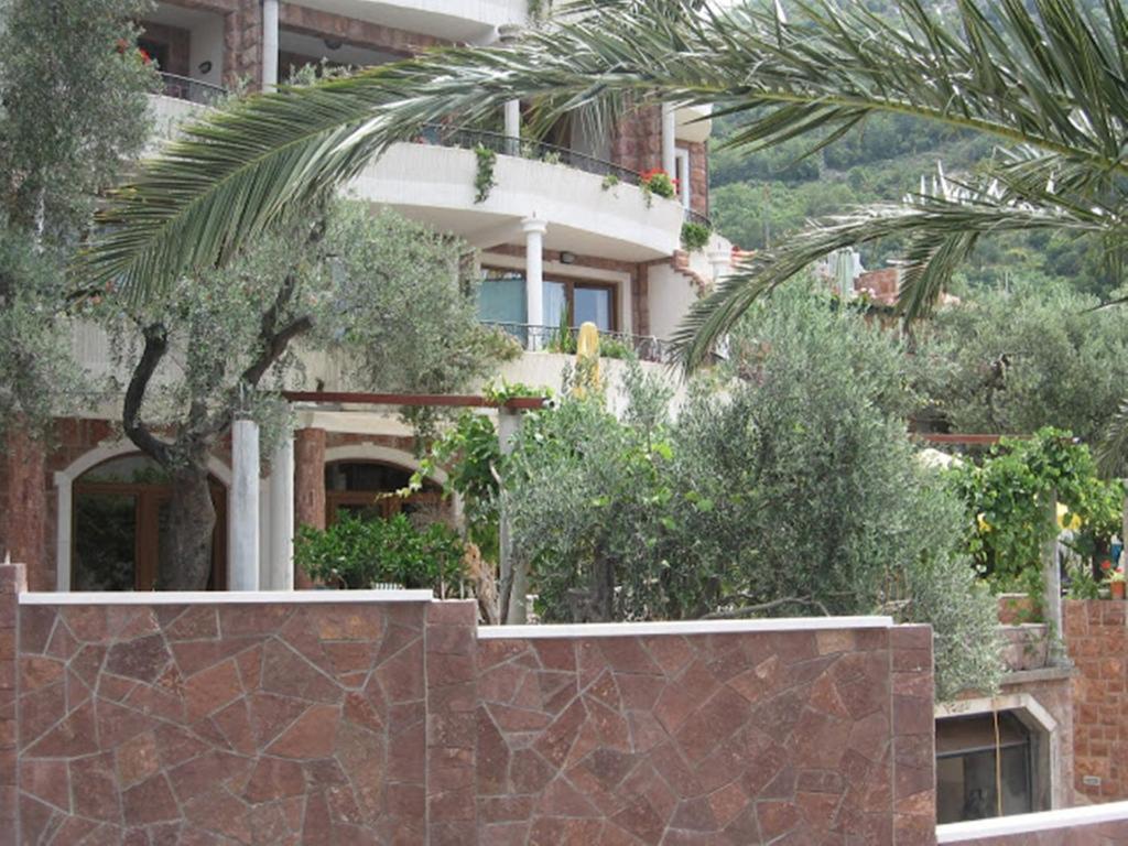 Apartments And Rooms Levantin Inn Sveti Stefan Ngoại thất bức ảnh